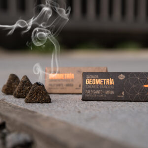 Triangolo Geometria - Palo Santo e Mirra - SAGRADA MADRE