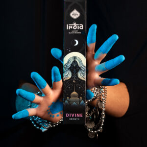 Sagrada Madre - Linea India Black - DIVINA (CRECER)